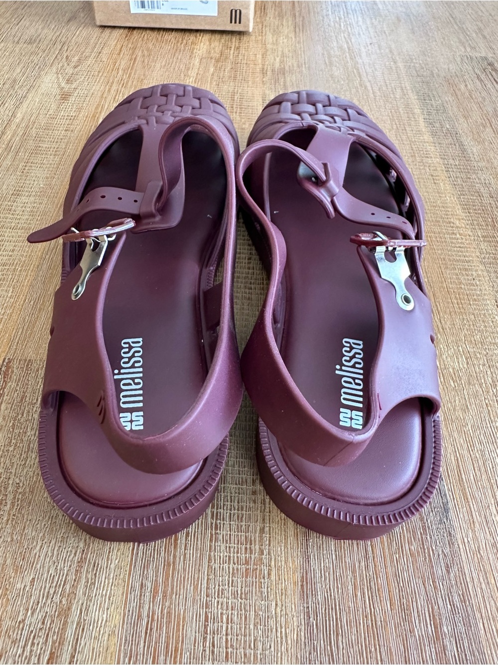 NIB Melissa Women’s Maroon Possession Jelly Fisherman Sandals - Picture 7 of 8